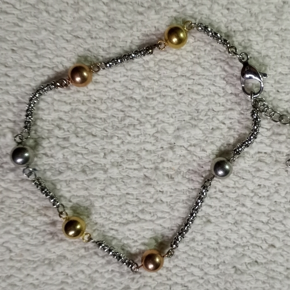Goldtone silvertone bead chain bracelet